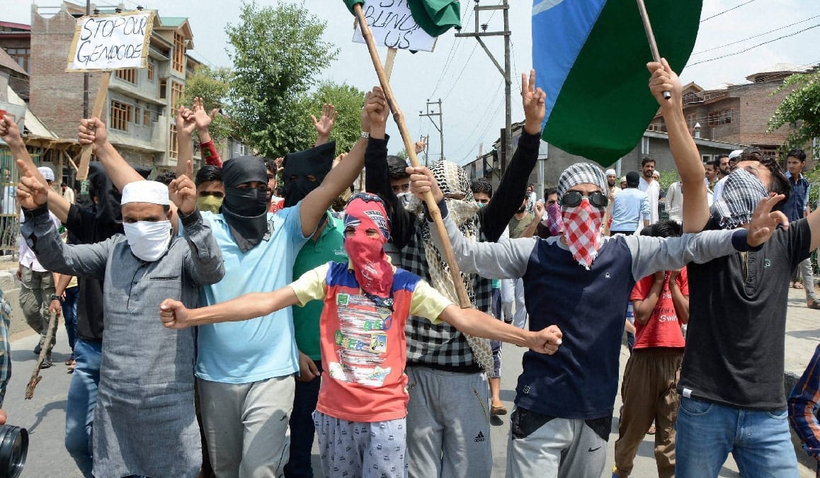 Curfew lifted from Srinagar