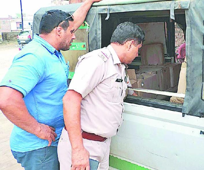 illegal liquor, smuggling, police, crime, panipat