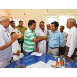 bhiwani news, drinking water problem, officers, give, rose, slogan, jindabad