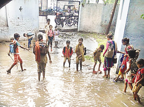 Jmajm rain-water from the city water