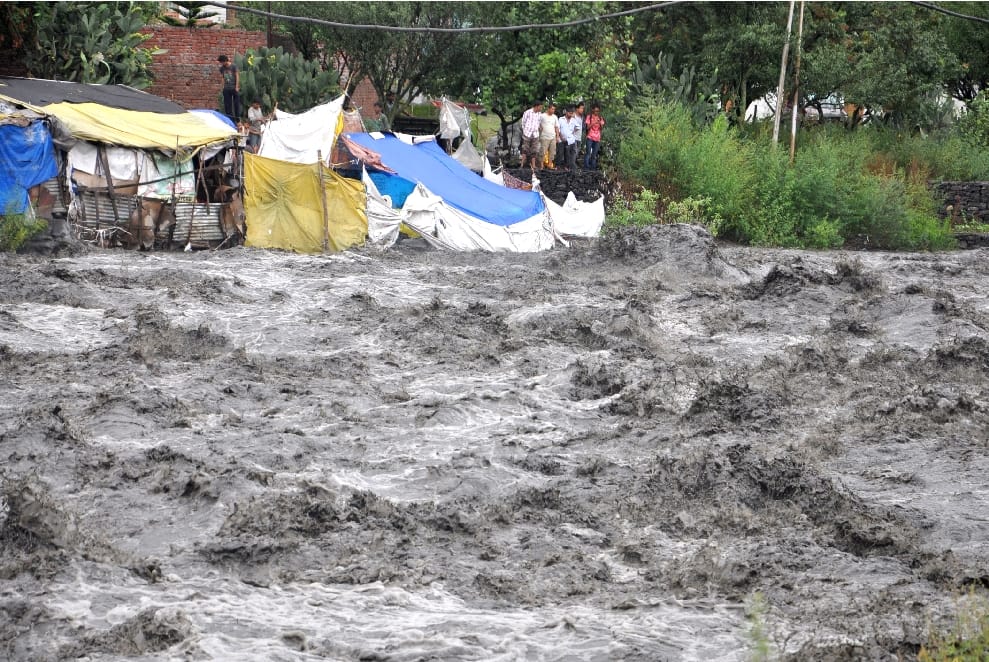Two killed in heavy rainfall in Himachal.