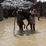 बारिश ने बढ़ाई बाढ़ पीड़ितों की मुश्किलें