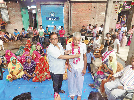 Congratulates the people of Pcanya basti