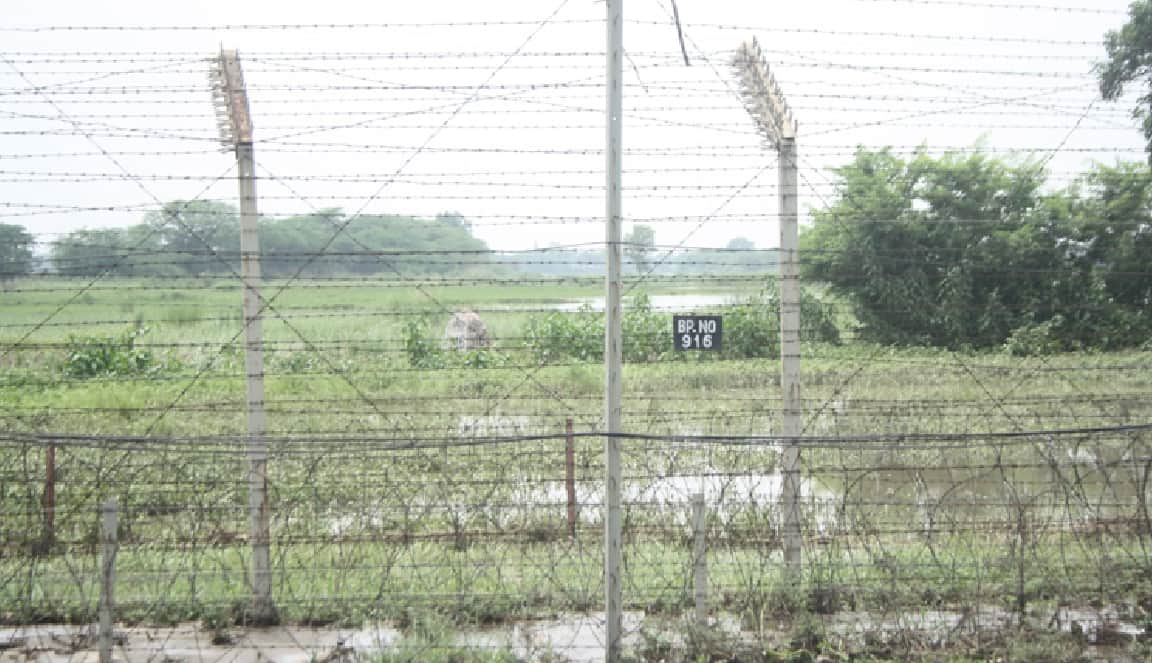 soldier trying to removing water from posts