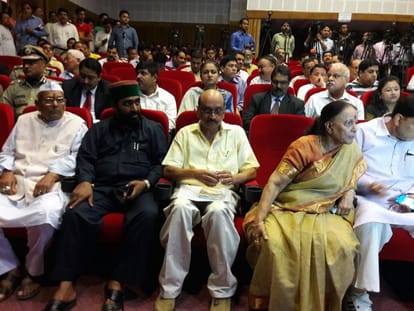 two new minister took oath in uttarakhand.