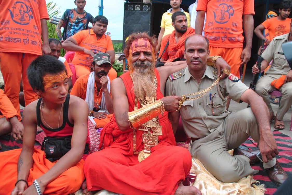 Golden baba use to be main attraction of kanwar yatra to get a glimpse crowd gathers every place