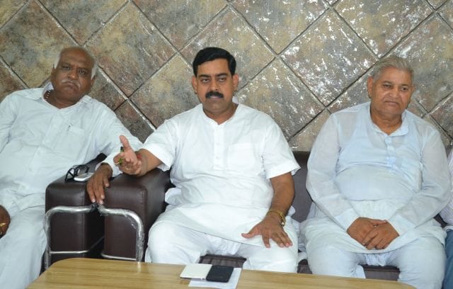 BJP came to protest Haj House