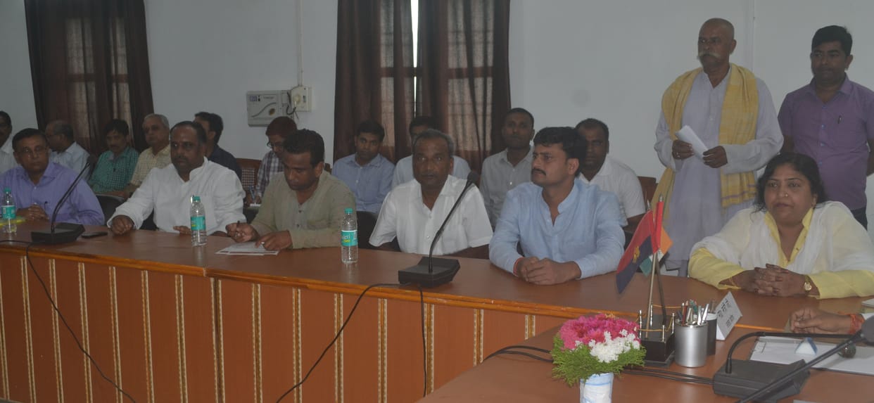 SP leaders Poll officials opened