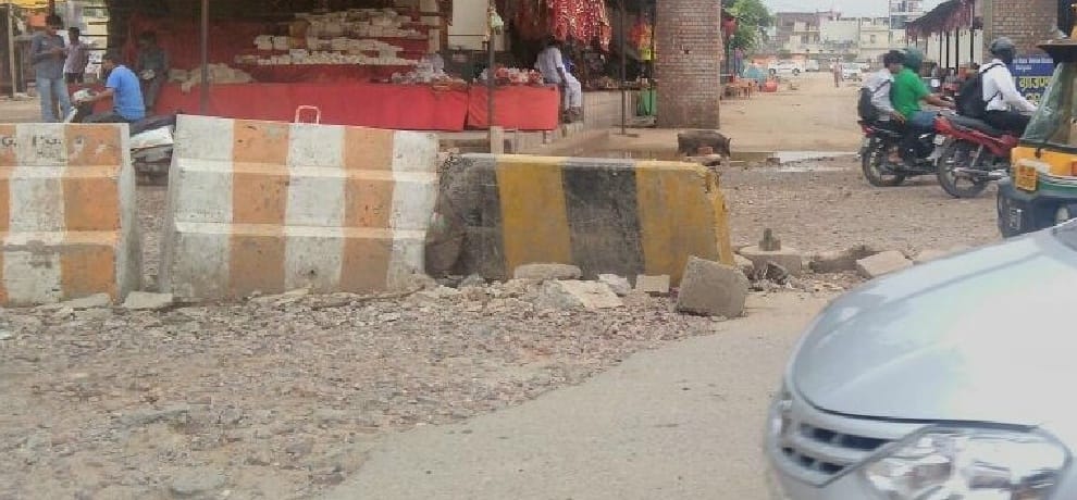 shitla mata mandir road is destructed from 6 months