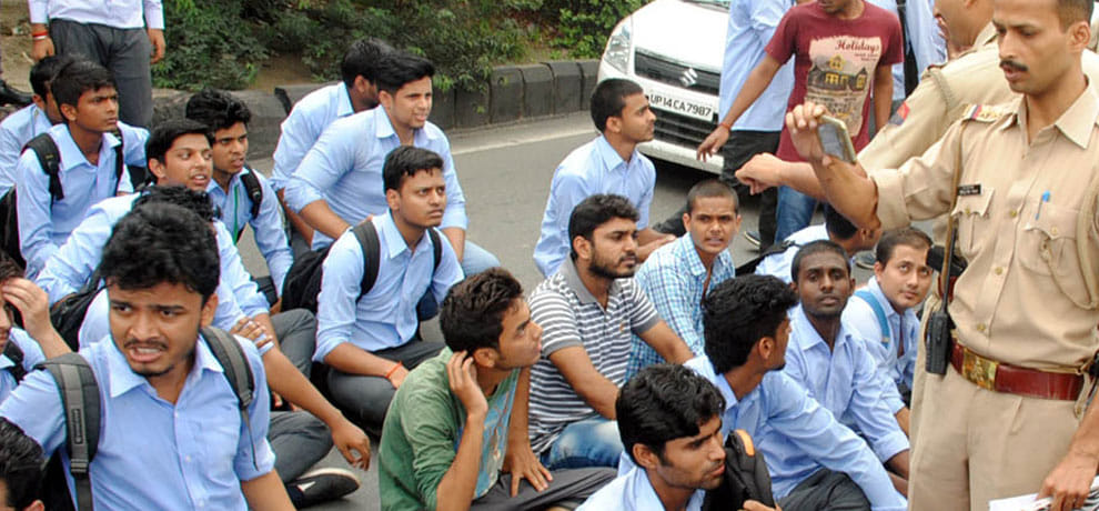student died of electricity shock in abes college