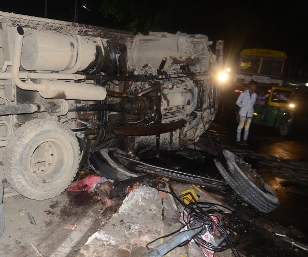Accident in cant in lucknow.