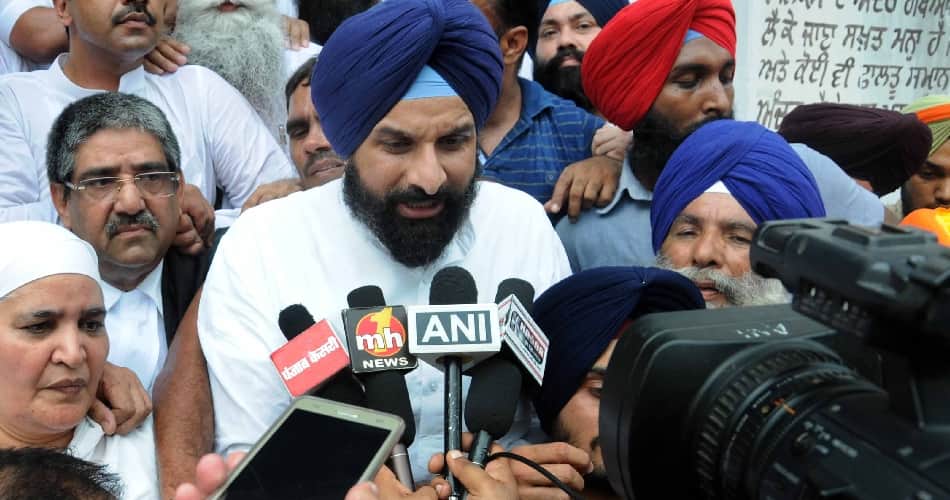 punjab cabinet minister bikram singh majithia shakti pradarshan in amritsar, criticized to kejriwal