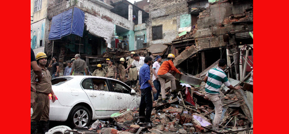 The three-storey building collapsed in Karol Bagh, sons elderly woman buried under debris