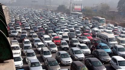 Thursday night- mother of all traffic jams in Delhi Gurgaon expressway