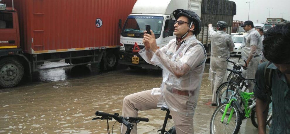 heavy traffic jam in gurgaon