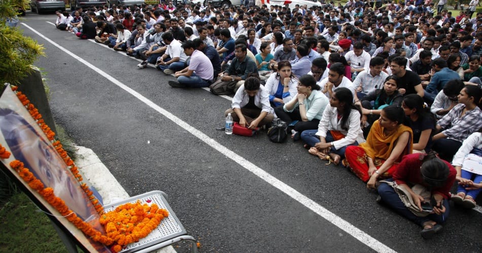 Junior doctors on strike at Chandigarh PGI, affected 5,000 patients