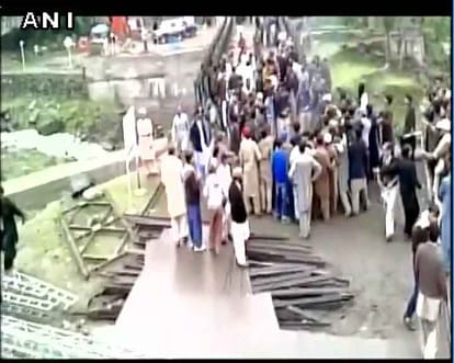 Pakistan will treat and act on Protesters in PoK as terroridt