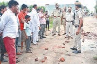 Gudha two sides in the conflict, including the former head six wounded, Baban, Kurukshetra