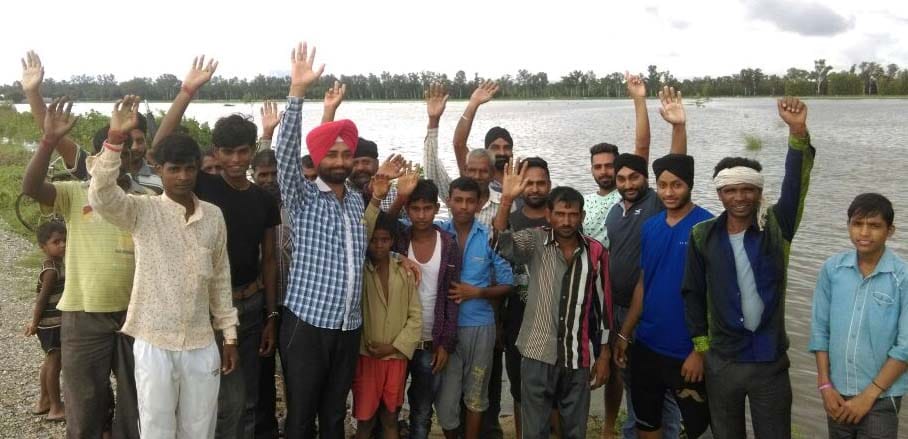 Farmers demonstrate against PWD