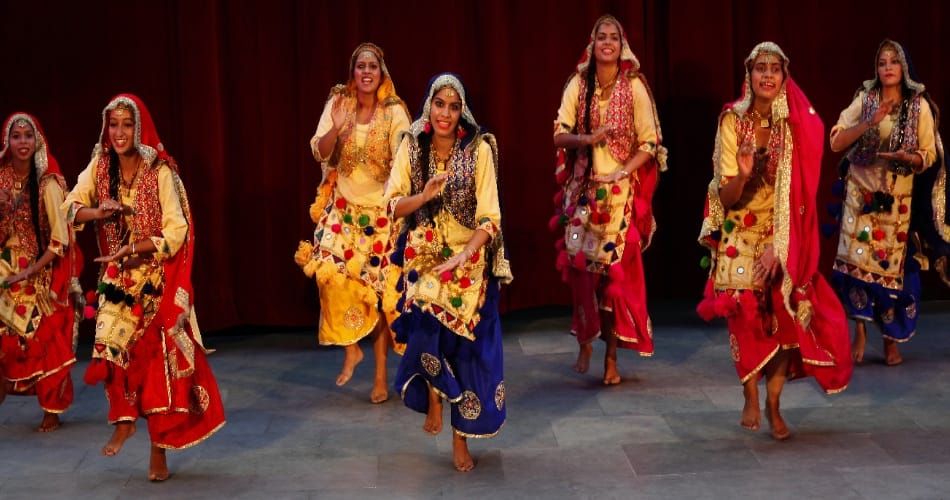 teej festival celebrated at punjab kala bhawan chandigarh
