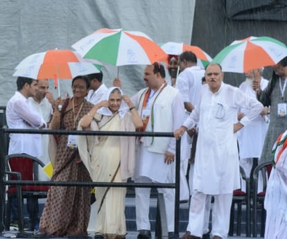 first show of prashant kishor becomes hit in UP.