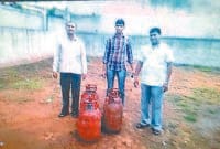 In Narnaul, Narnaul News, house cylender catch in reid in narnaul
