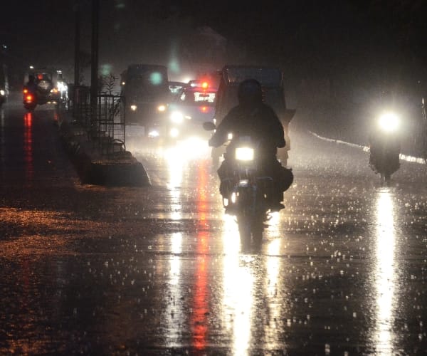  Rain at evening in Lucknow.