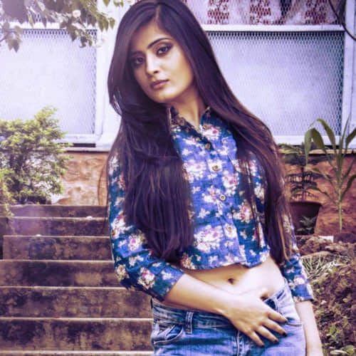 this new herione enters to sasural simar ka