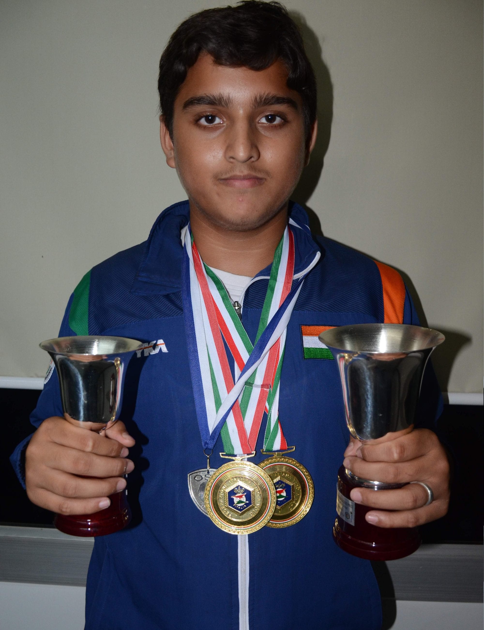 uttarakhand shooter shapath won two gold in international shooting championship.