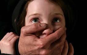 child kidnap in ten thousand tempted 