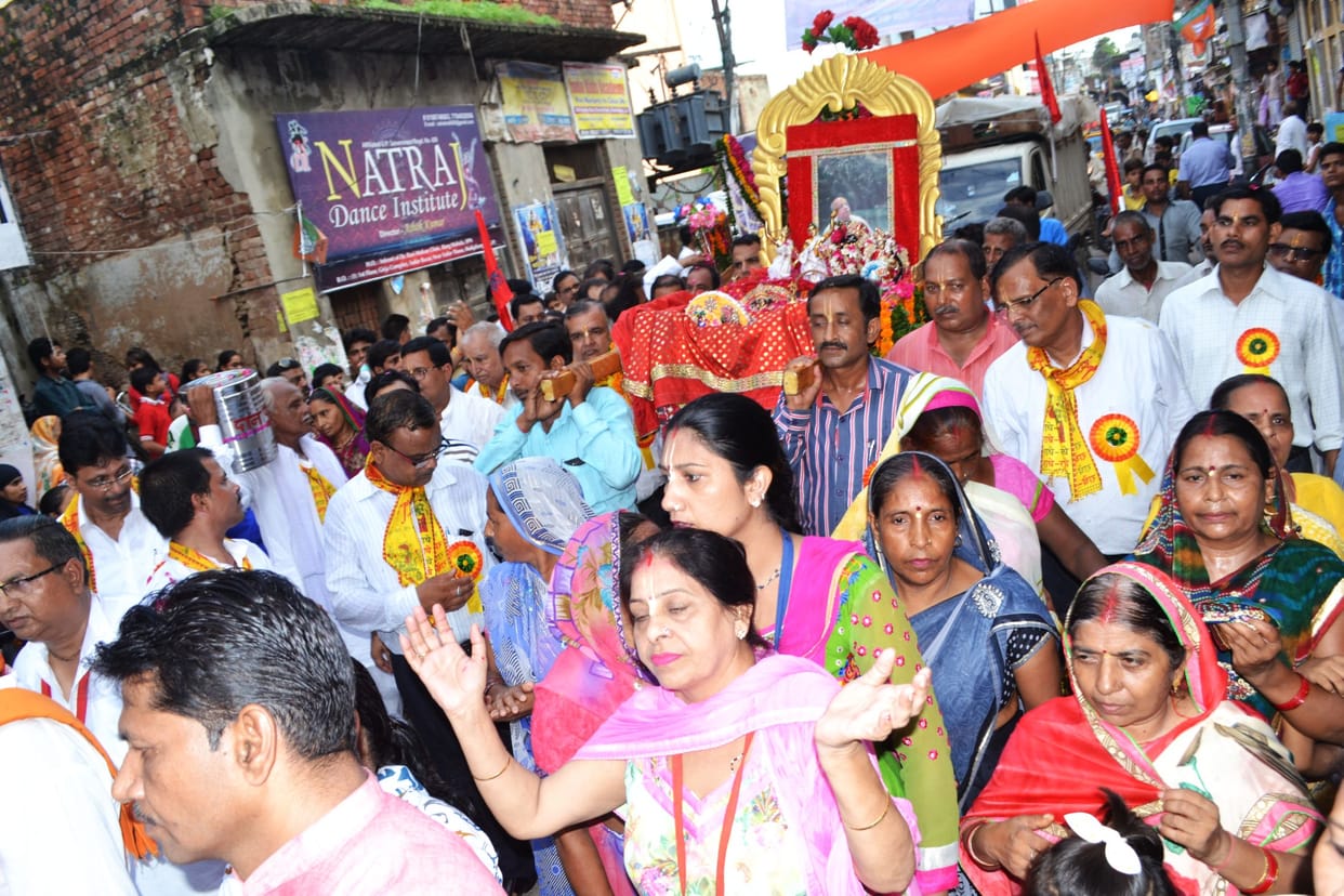 God out of fanfare Laddu Gopal procession