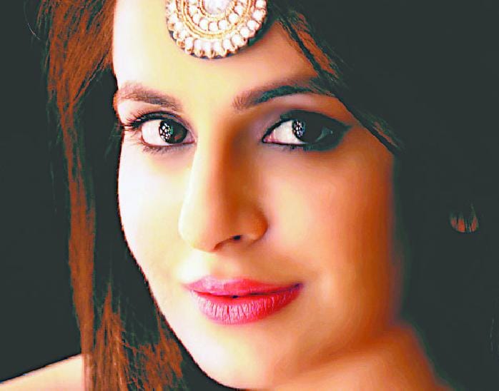 actress roop is happy