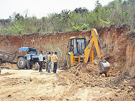 Despite the ban on illegal mining