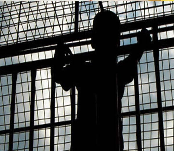 Ten Year Girl Hostage In Tundla Relative Arrests