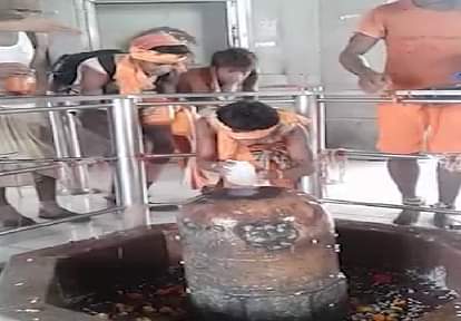 jalabhishek in historic temple of lord shiva in Baghpat