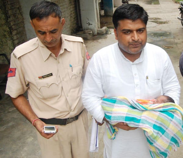 new born girl baby child passes away, was found in national highway 71 in rohtak