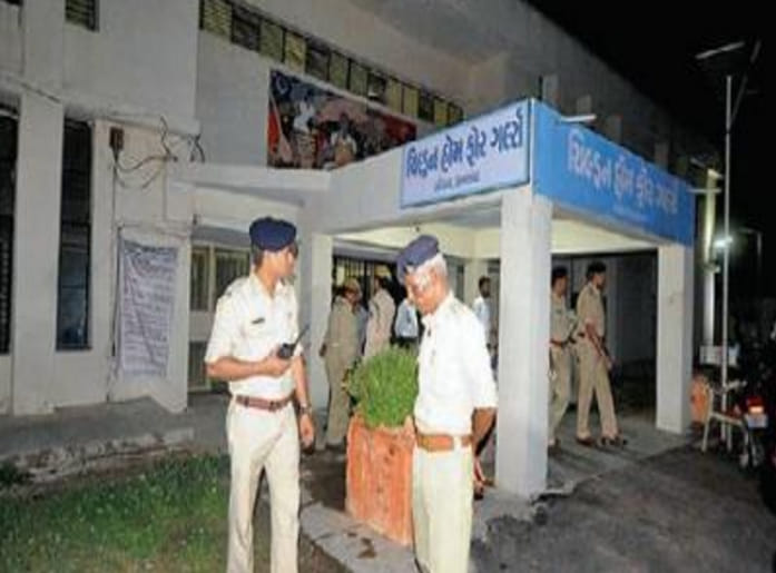 14 girls break out from protection home in gujrat