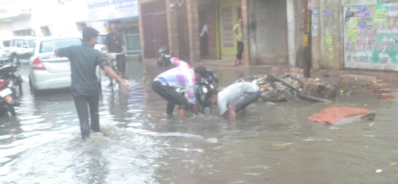 There was a half-hour rain water entered the houses-Duhkanon