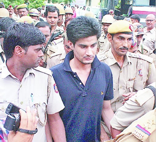 Htyabhiyukt prize granted remand of Munir