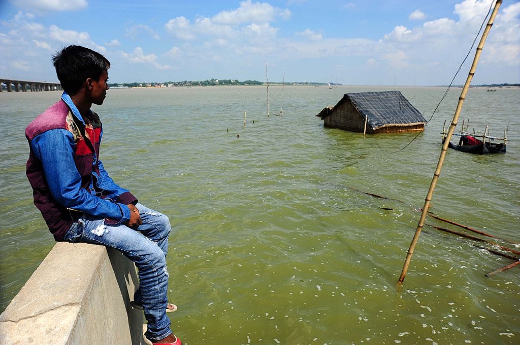 Jmajm rainy raise The water level in rivers