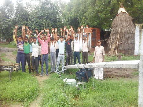 A month in the village of Lohia Gusuapur dark, commotion