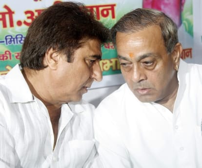 congress leaders to work for sonia gandhi road show in varanasi.