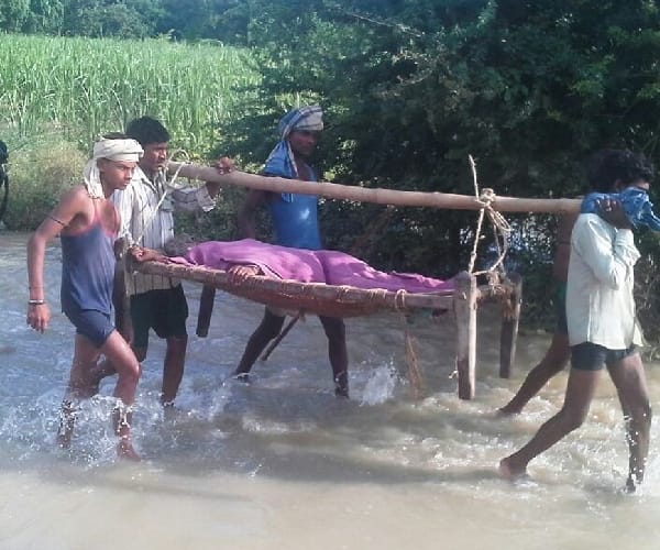 flood in awadh creates trouble for people.