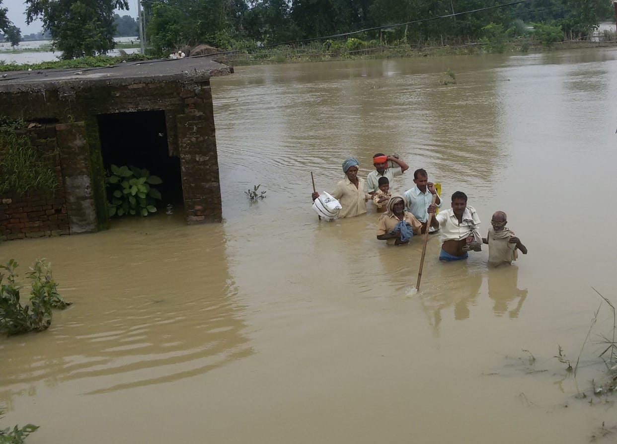 Then came the fermentable Rapti, water entered villages