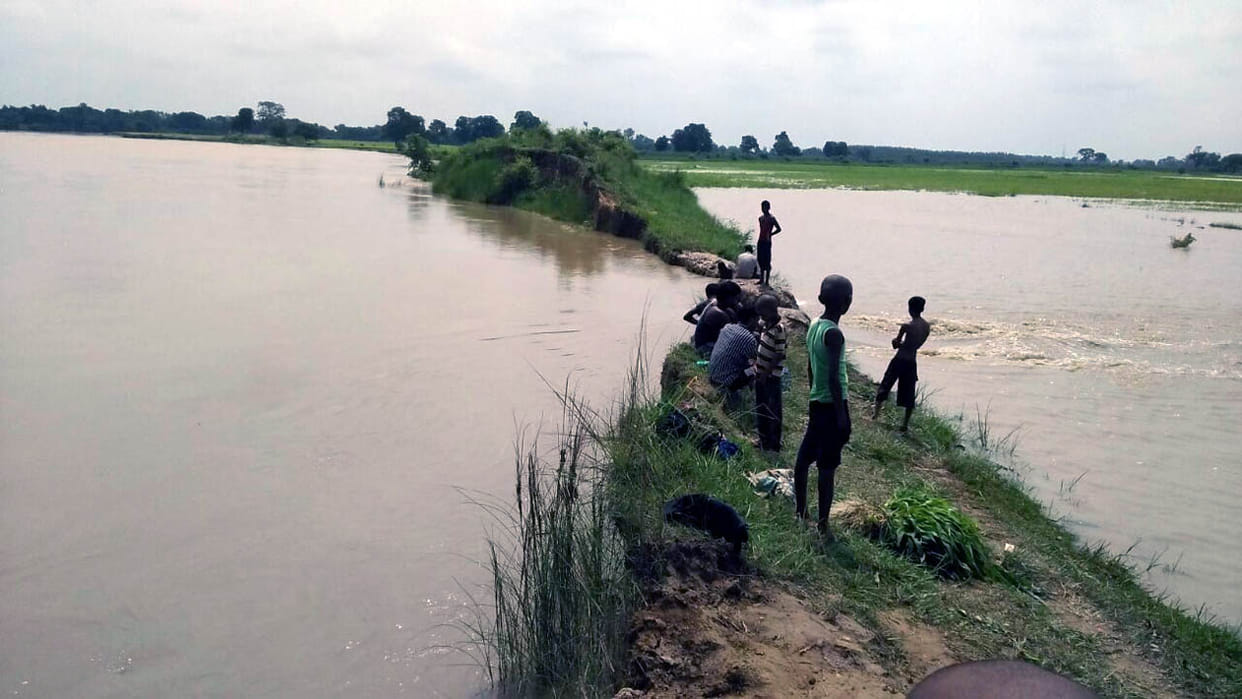 Gorra two hundred acres of crops submerged