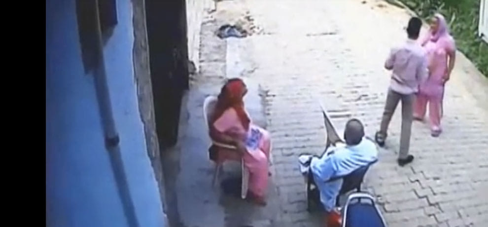 daughter in law beaten father in law and mother in law in gurgaon