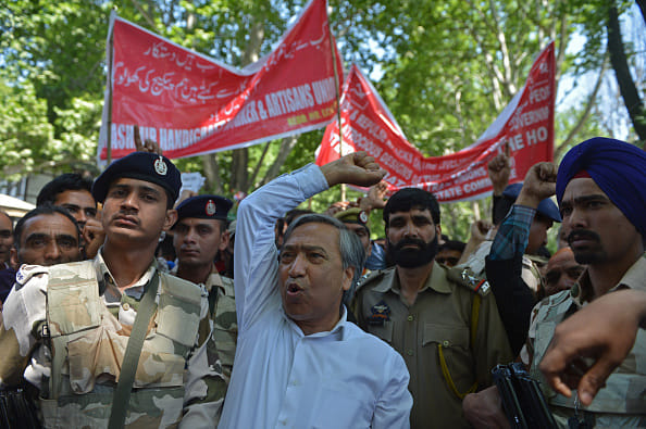  M Y Taragami advocated for constructive dialogue with separatists leaders