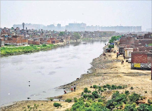 Hindon occupation, are jammed, could bring more rain, 'flood'