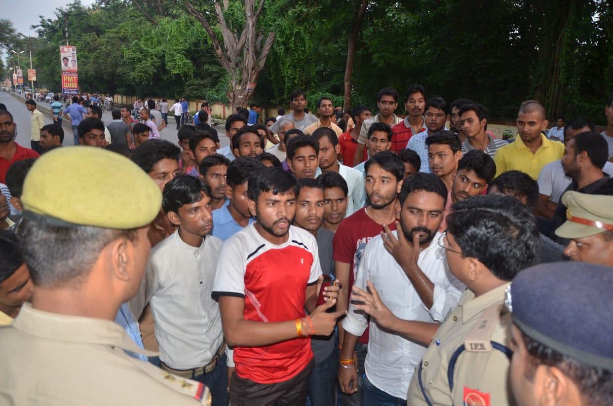 Students held protest to build speed breaker in front of hostel