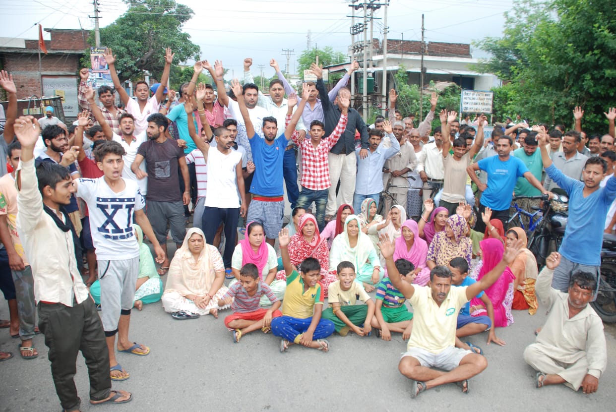 Road jam for electicity